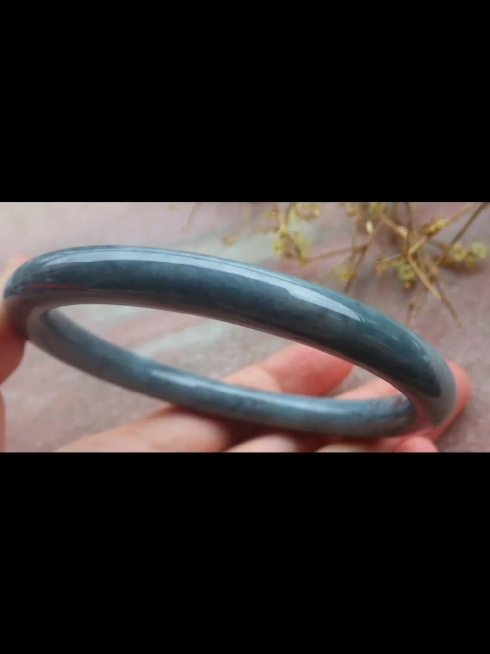 Elegant green bangle certificate jadeite jade luck bracelet 68mm 8.25 inches